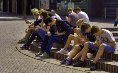 大学生辅导员自荐信