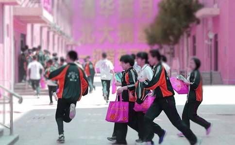 学生开学的自我介绍(15篇)